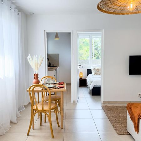 Ste Marguerite Elegant T2 Avec Terrasse Appartement Marseilles Buitenkant foto