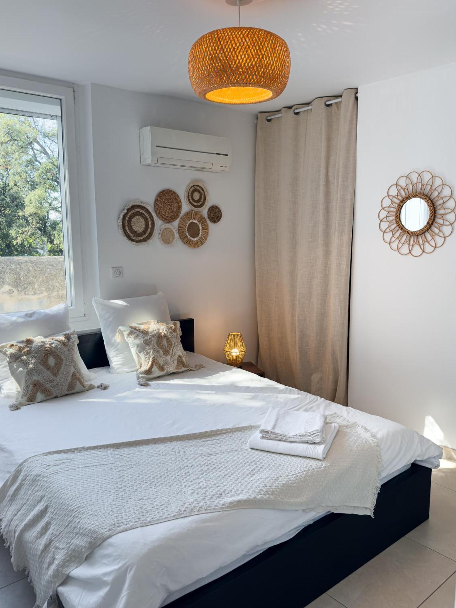 Ste Marguerite Elegant T2 Avec Terrasse Appartement Marseilles Buitenkant foto